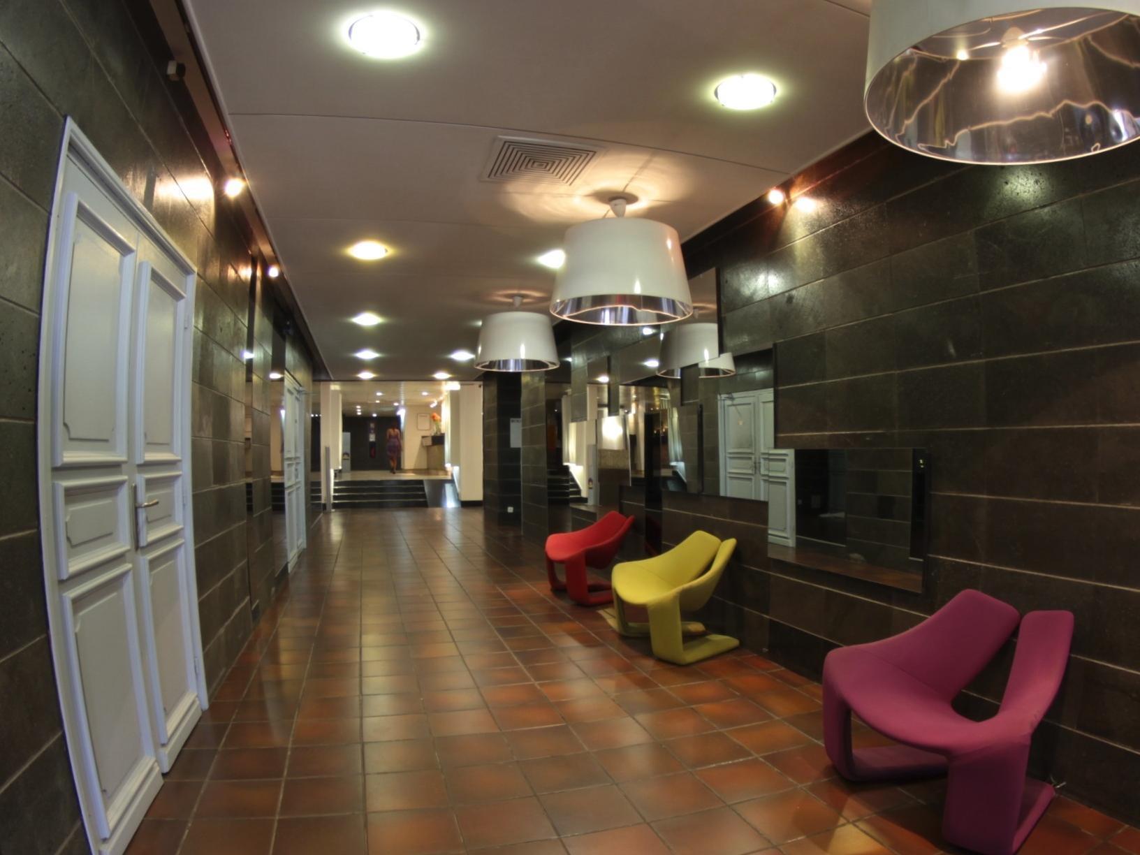 Hotel Le Saint Denis Buitenkant foto
