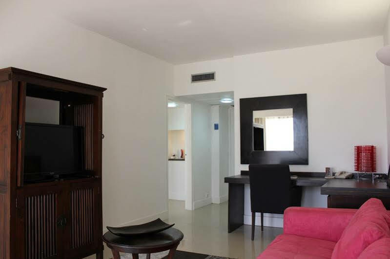 Hotel Le Saint Denis Buitenkant foto